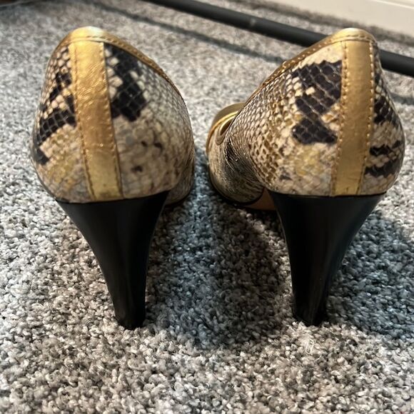 Michael Kors faux snakeskin print heels - Picture 3 of 6